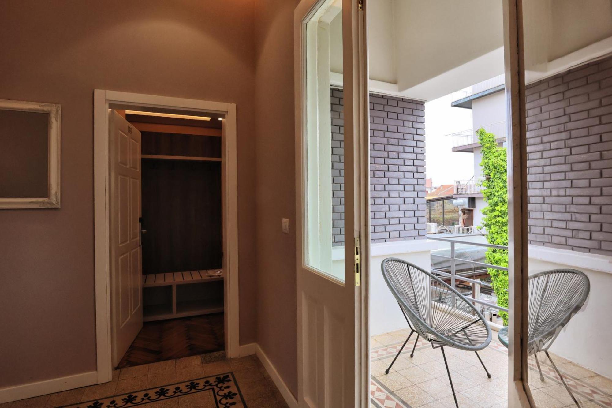 Vila Casablanca - Boutique Hotel & Restaurant Shkoder Exterior photo